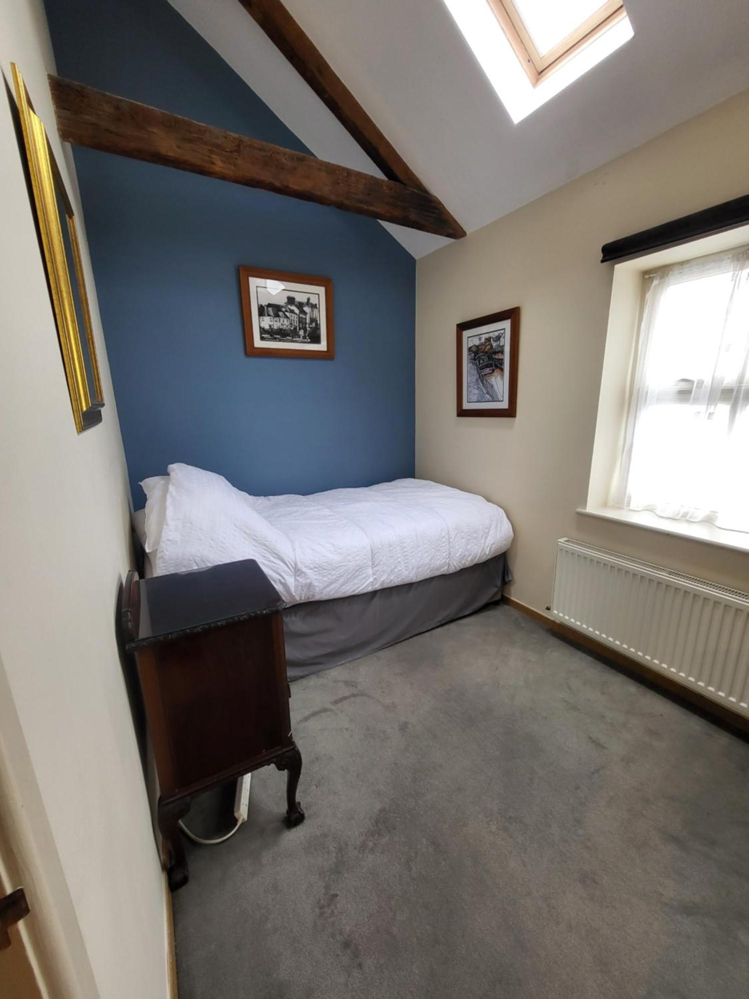 The Coach House Villa Cheltenham Exterior photo